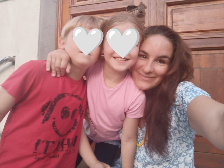 Ana Dežman, otroka.jpeg