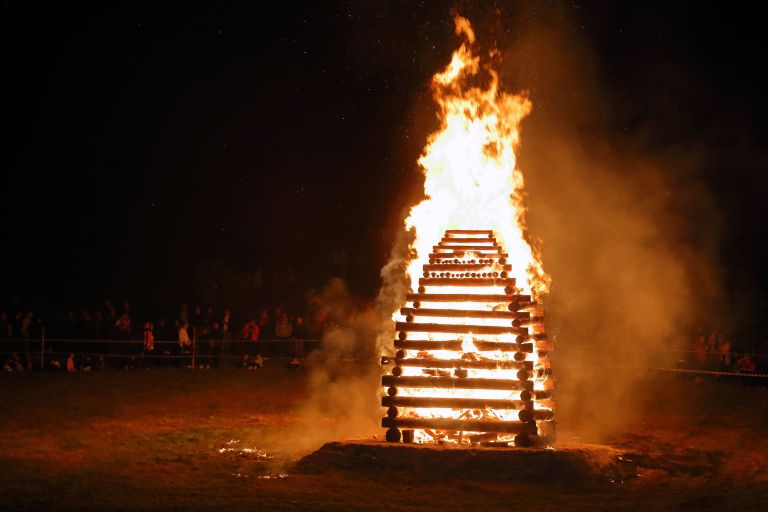 kres, 1-maj-ptuj, plavajoci-kres
