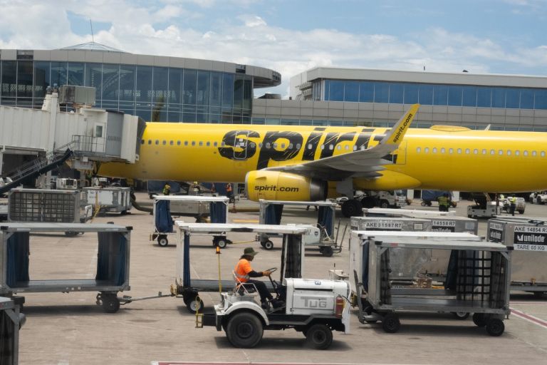 spirit airlines.jpg