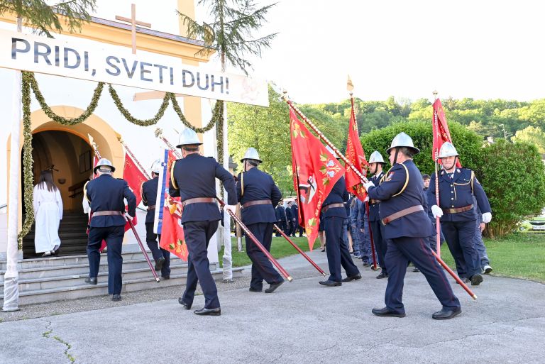 sveti-florijan, zupnija-grad, sveta-masa-za-gasilce