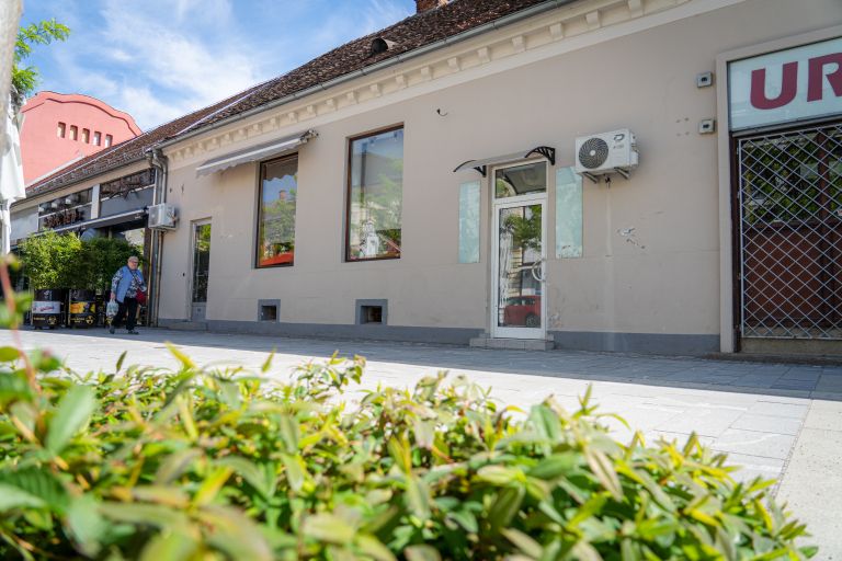 slovenska-ulica, frizerski-salon