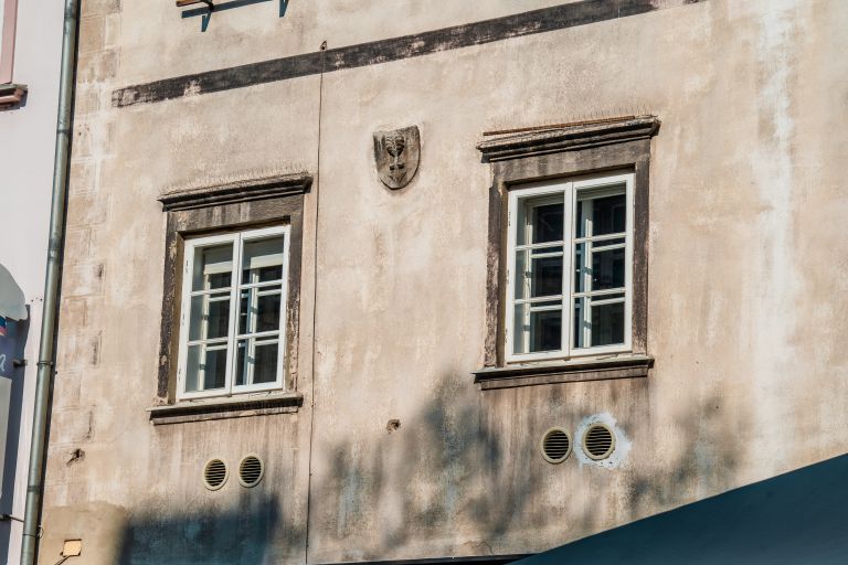 najstarejša hiša v ljubljani, ribji trg