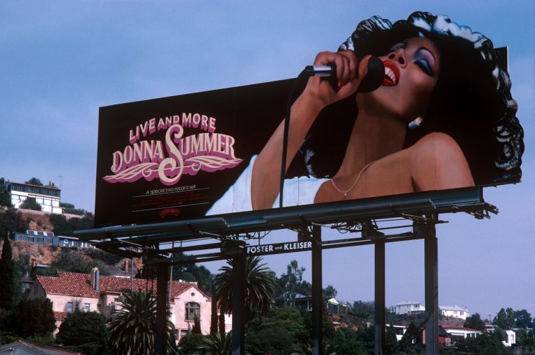 V času njene največje slave okoli leta 1978 je obraz Donne Summer krasil ogromen oglasni plakat na z