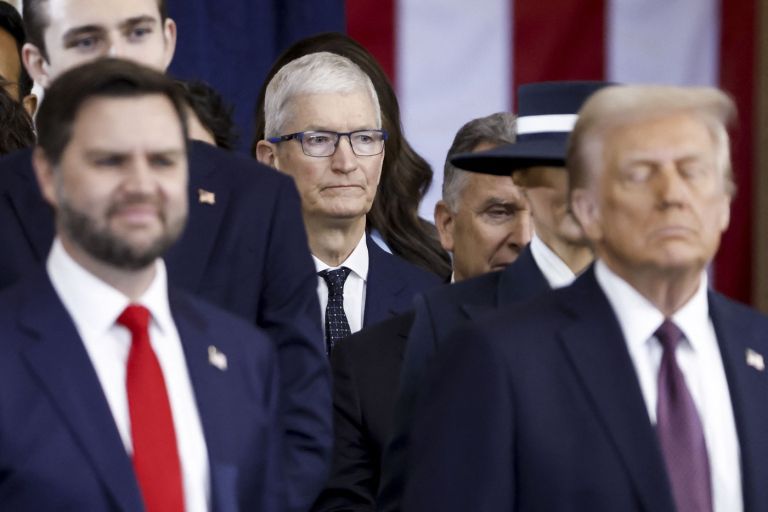 apple, cook, tim, john-ternus