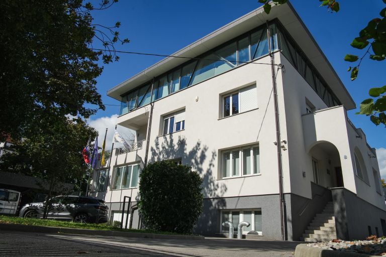 UV trstenjakova sds Jure Klobcar.jpg