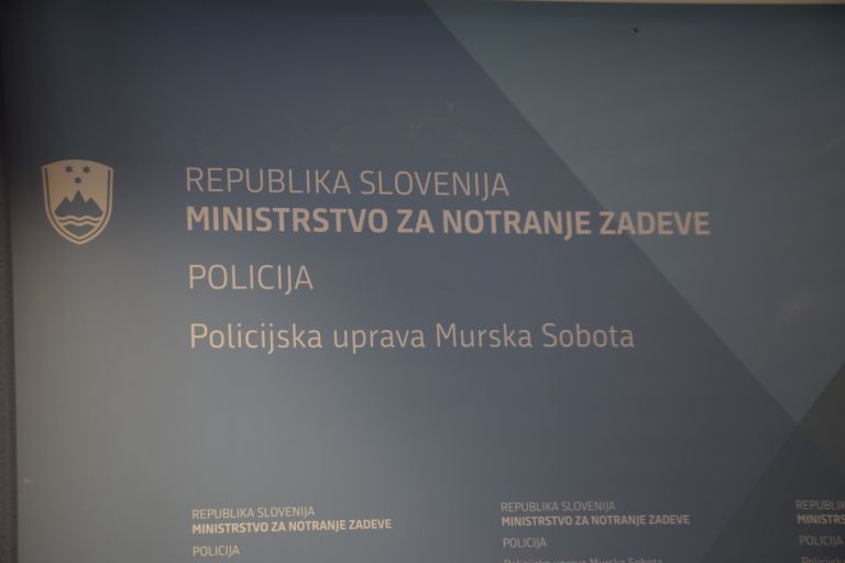 bojan-rous, pums, policija, kriminalisti, droge, zaseg-droge, konoplja, konoplja-v-bodoncih