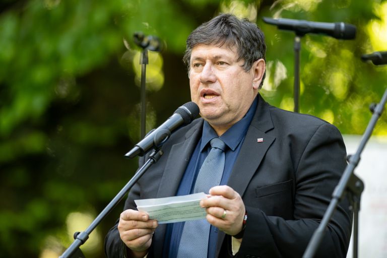 dan-spomina-in-tovaristva, nasi-zakladi, vrt-spominov-in-tovaristva