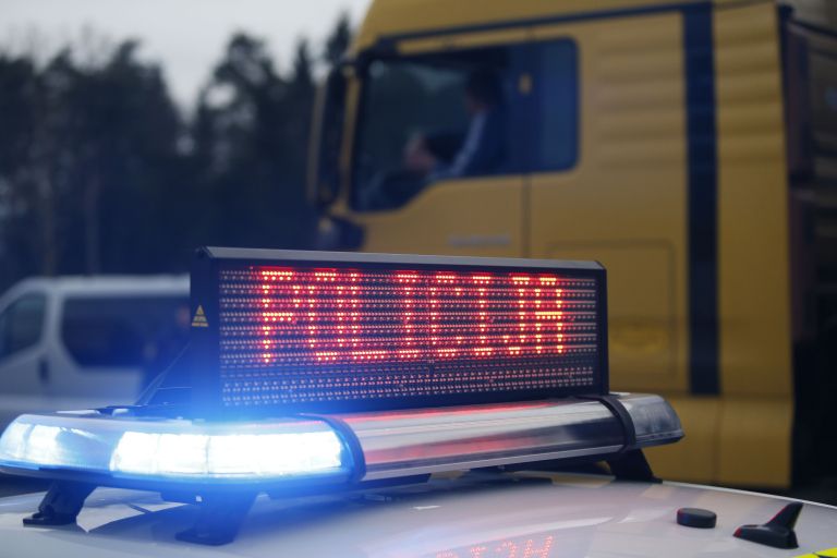 Policija