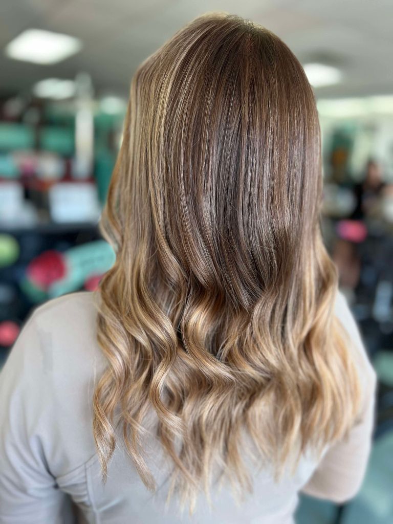 barn girl blonde, peščeno blond