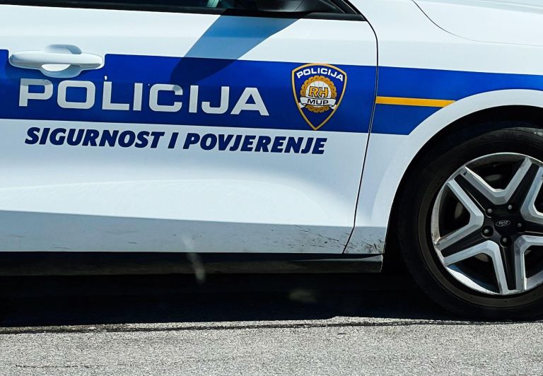 promet, hrvaška, ceste, cestnina, hitrost, radar, policija