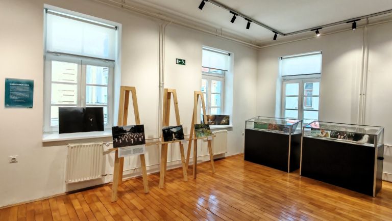 muzej-in-galerija-ante-trstenjak-ljutomer, razstava, varuhinje-rek