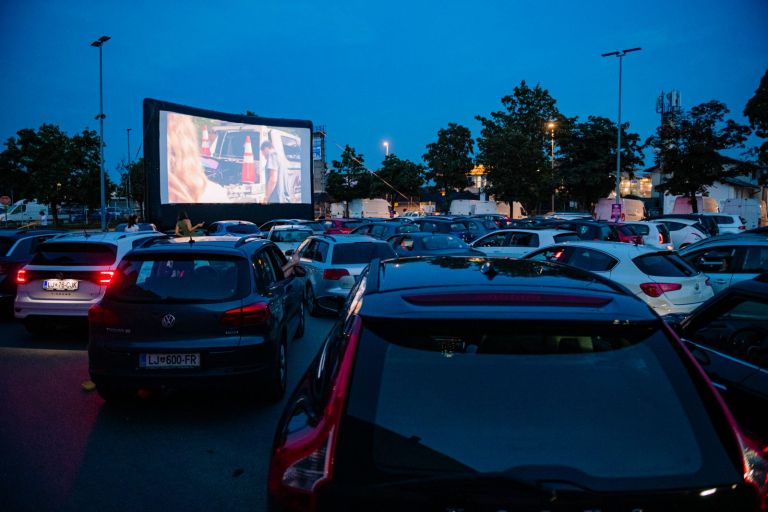 Parkirišče Centra Vič bo tudi letos prizorišče priljubljenega drive in kina.