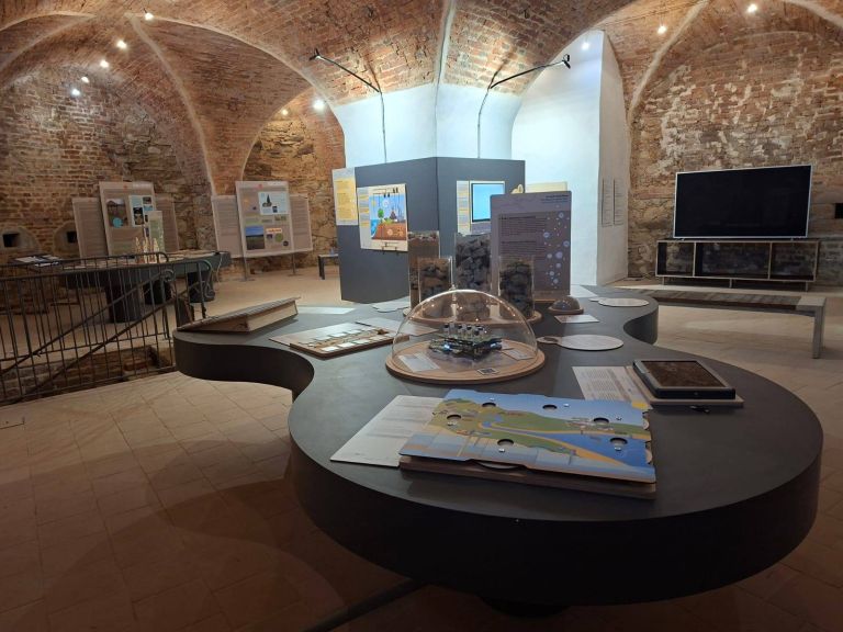 deprofundis, mofete, iz-globin, informacijsko-interpretacijski-center, negova