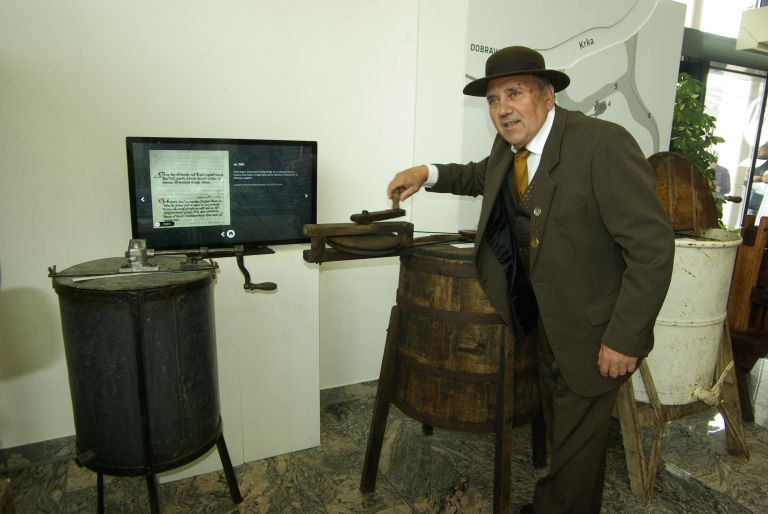 cebelarsko-drustvo-sentjernej, 120-let, praznik