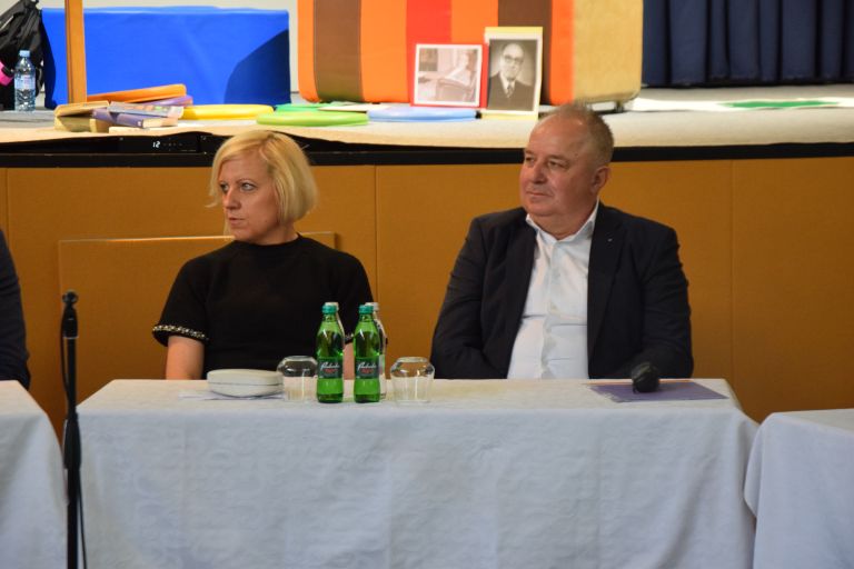 oš-dr.-antona-trstenjaka-negova, okrogla-miza, trstenjakovo-leto, majhne-šole