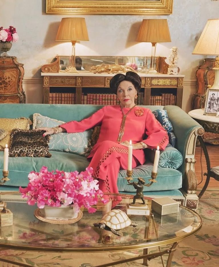 joan collins 2.jpg