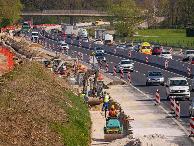 Gužva-na-avtocesti-nova.jpg