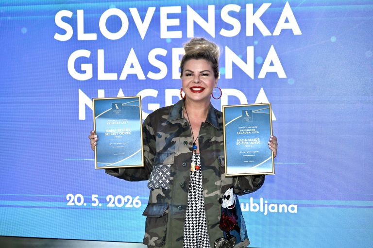 Neisha, Zlata piščal