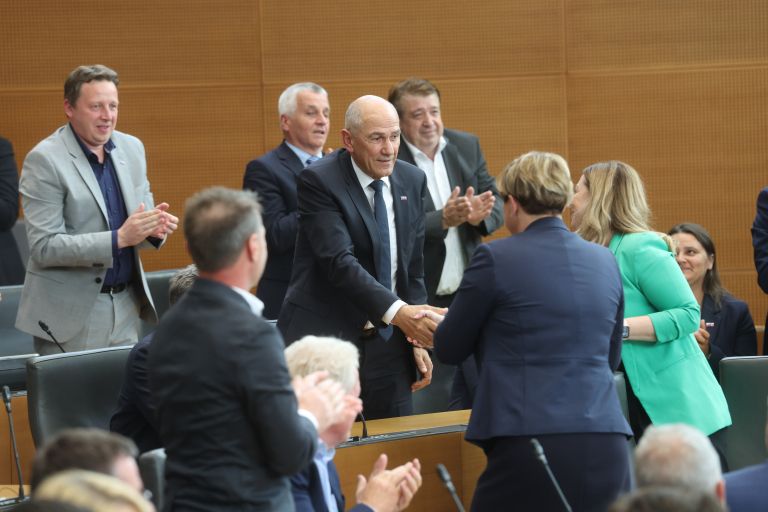 janez jansa sds dz.jpg
