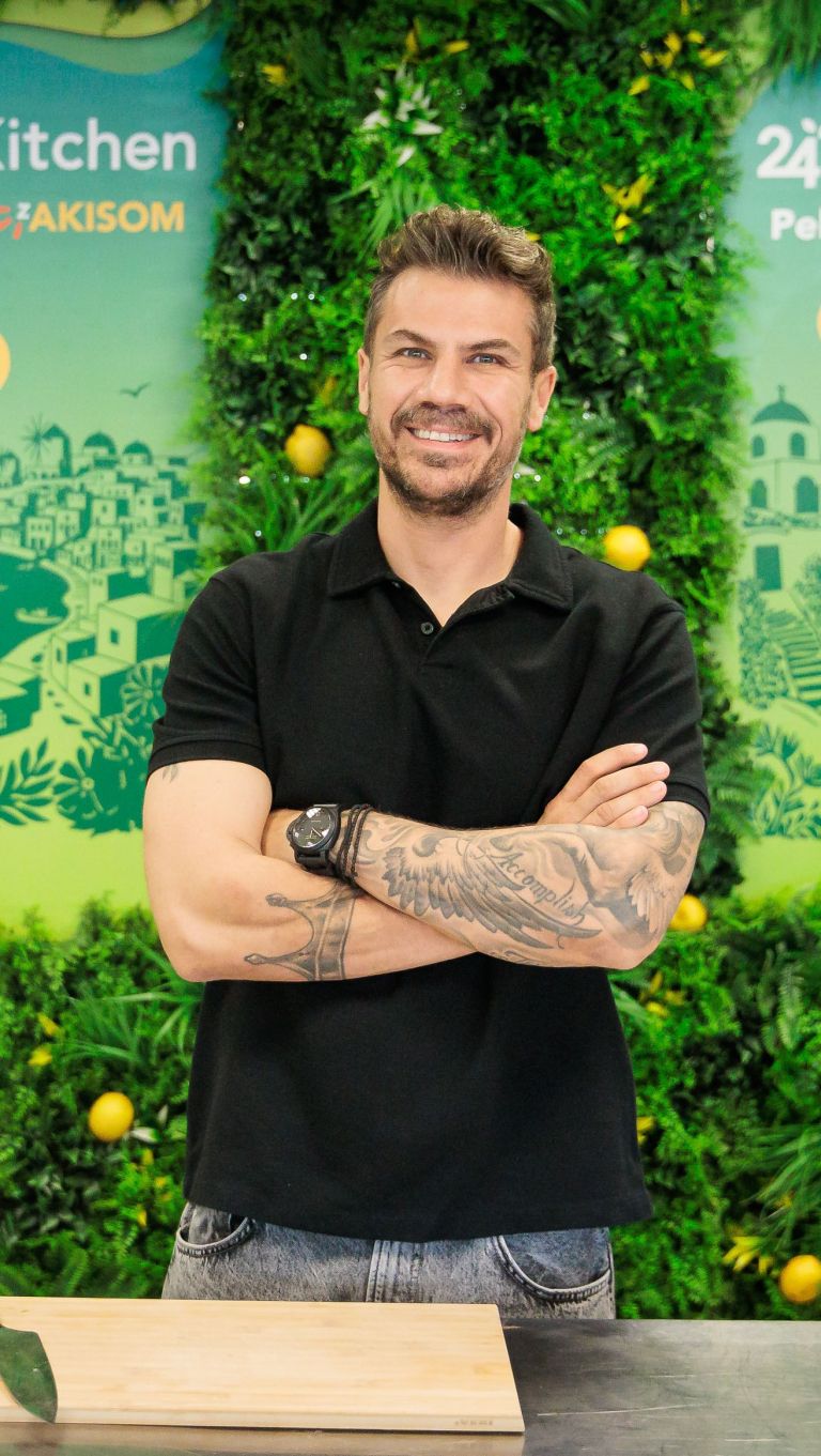 Akis Petretzikis.jpg