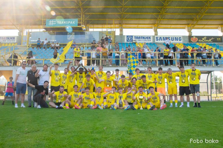 2-sml-vzhod, nd-aluvar-beltinci, slavje, tribune, navijaci