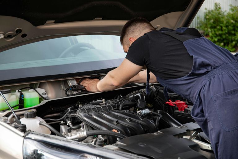 menjalnik, avtomobil, avtomatski, samodejni, ročni, dizelski motor, dizel