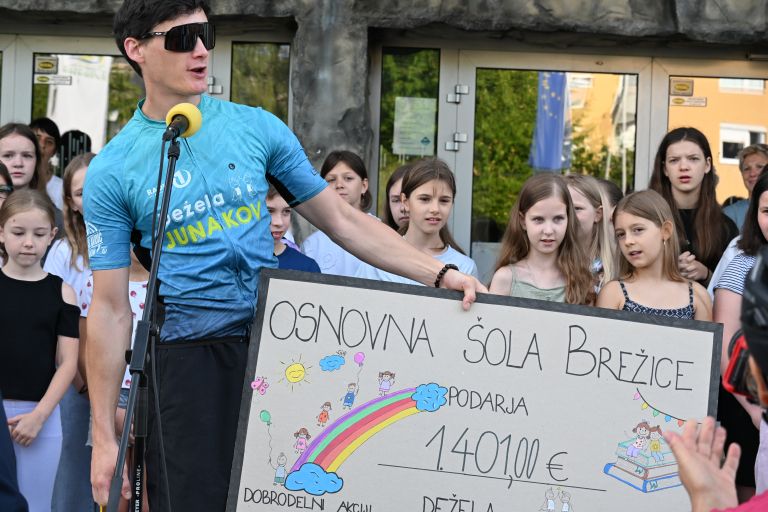 dezela-junakov-2026
