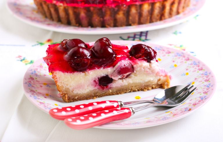 Češnjev cheesecake
