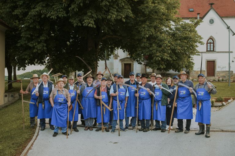 kosnja-po-starem, jursinci