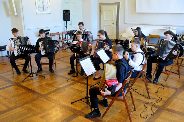 cg_harmonika_orkestri.jpg