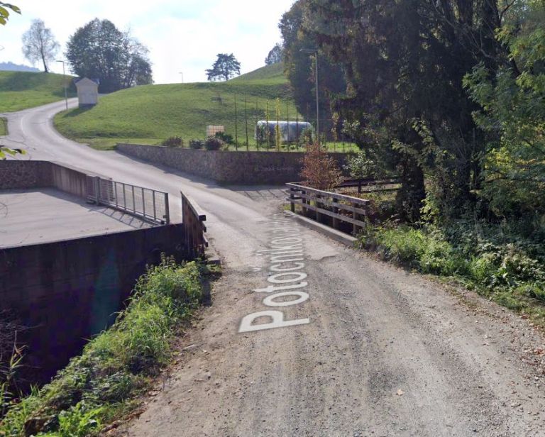 škofja loka, potok suha.jpg