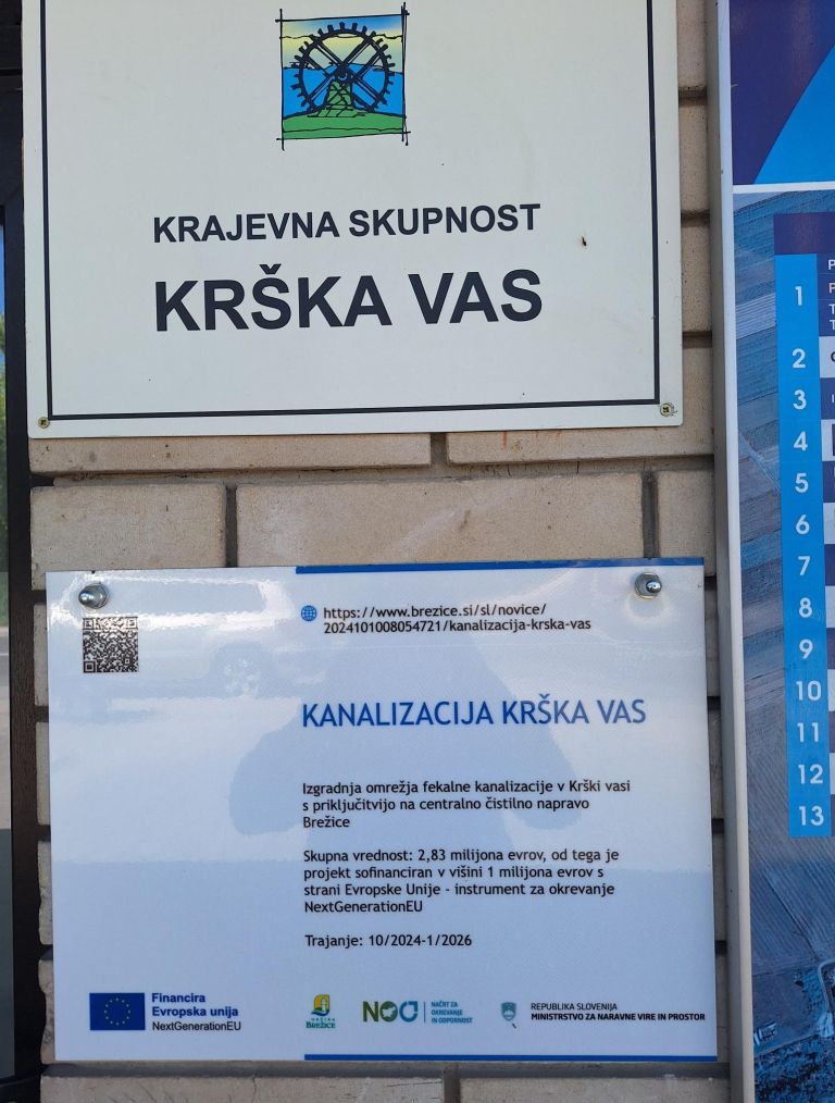 Informativna tabla na stavbi KS Krška vas