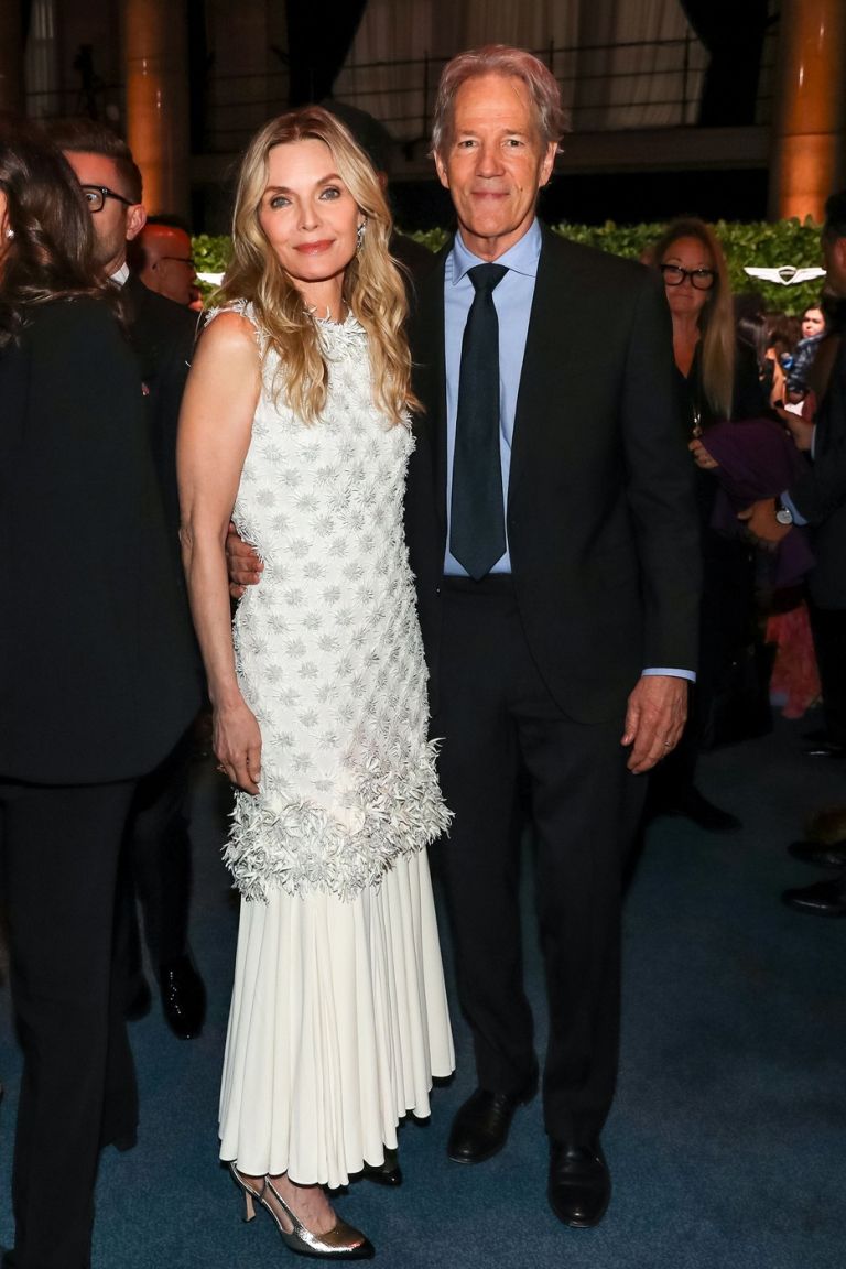 Michelle Pfeiffer (3).jpg