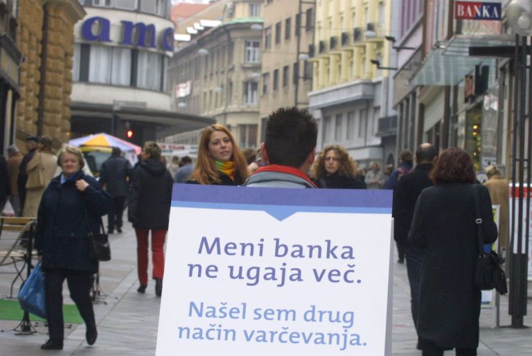 oglaševanje, letak, pano
