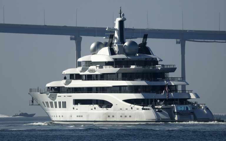 jahta, amadea
