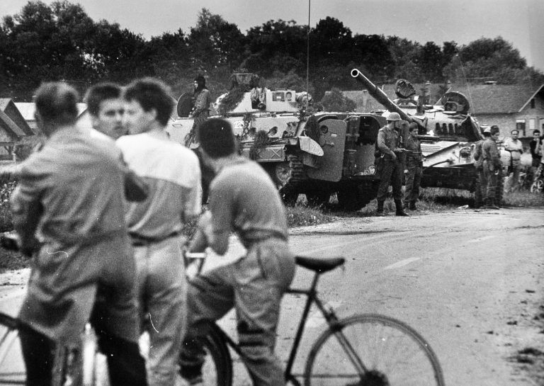 tanki vojna 1991-BOBO.jpg