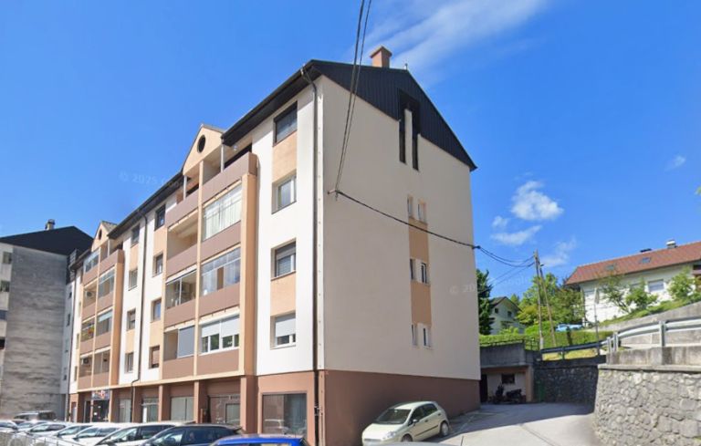 Hrastnik, Trg Franca Kozarja 14.png