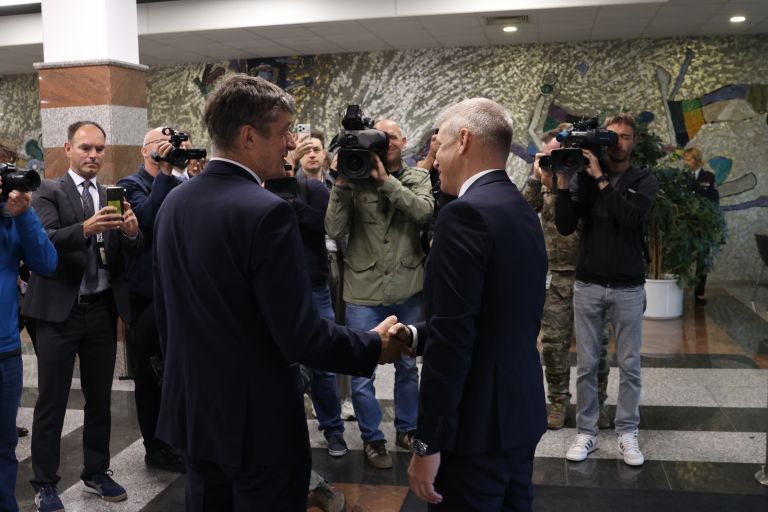 primopredaja mors hajdinjak sajovic obrambno ministrstvo.jpg