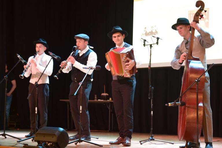 trstenke-podlehnik