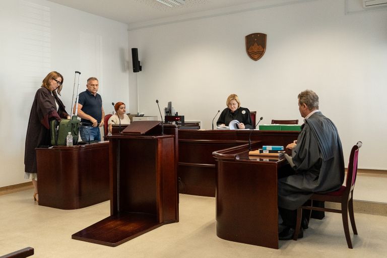 robert-celec, turistični-boni, sojenje, 8.6.2026