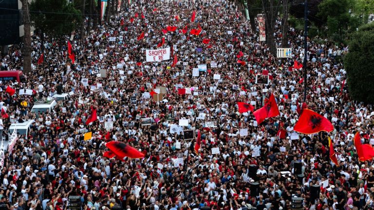 protesti, albanija, tirana