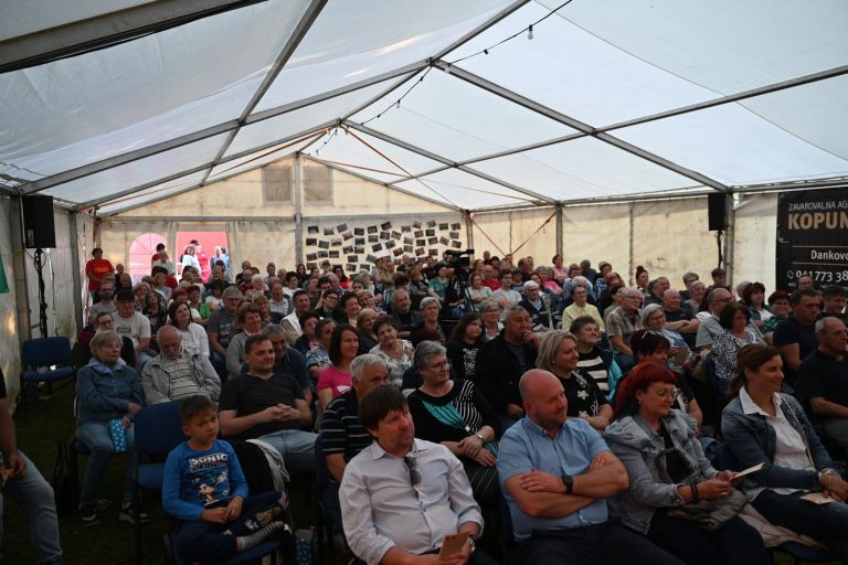 prefrigani-zgrebaš, festival-skečev, pečarovci