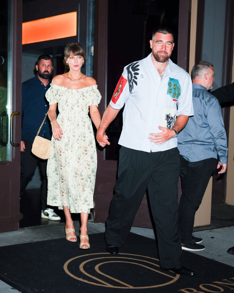 Taylor Swift in Travis Kelce sta si na skrivaj dahnila da?
