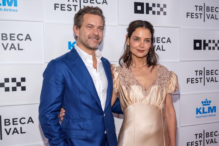 Katie Holmes in Joshua Jackson