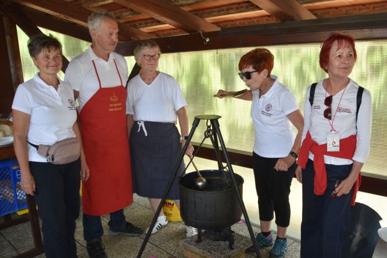 srecanje, pobrateno-mesto, obmocno-zdruzenje-rdecega-kriza-gornja-radgona