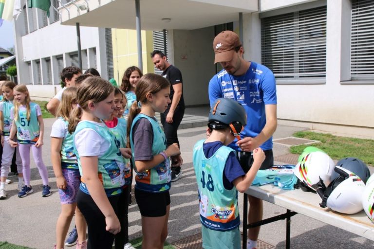 os-tisina, mini-planica