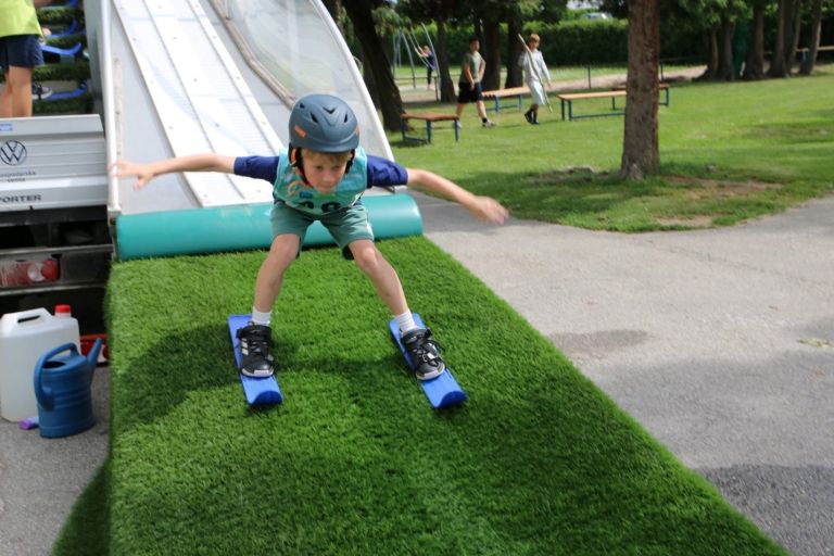 os-tisina, mini-planica