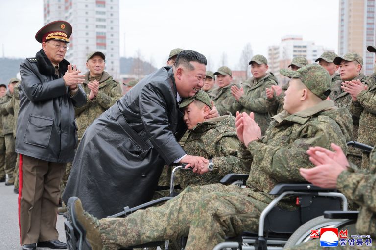 1 kim vojaki ranjenci ukrajina pf.jpg