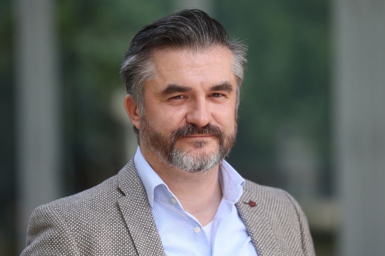 tomaz-dezelan, politolog