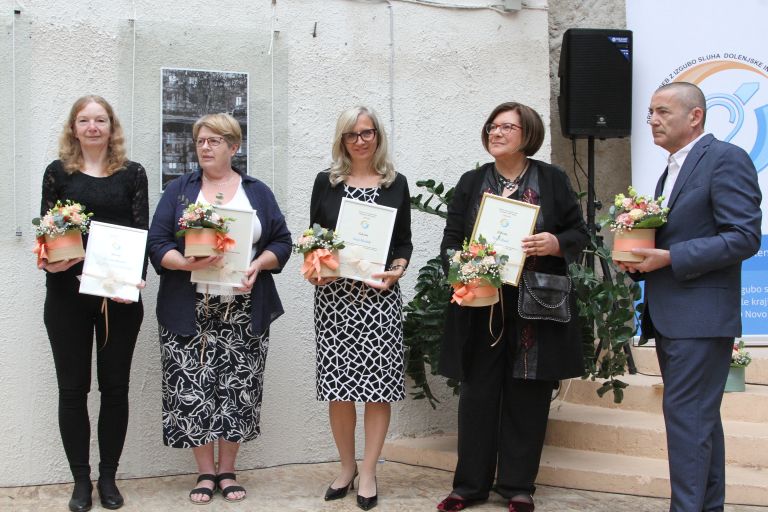 70-let-drustva-oseb-z-izgubo-sluha-dolenjske-in-bele-krajine
